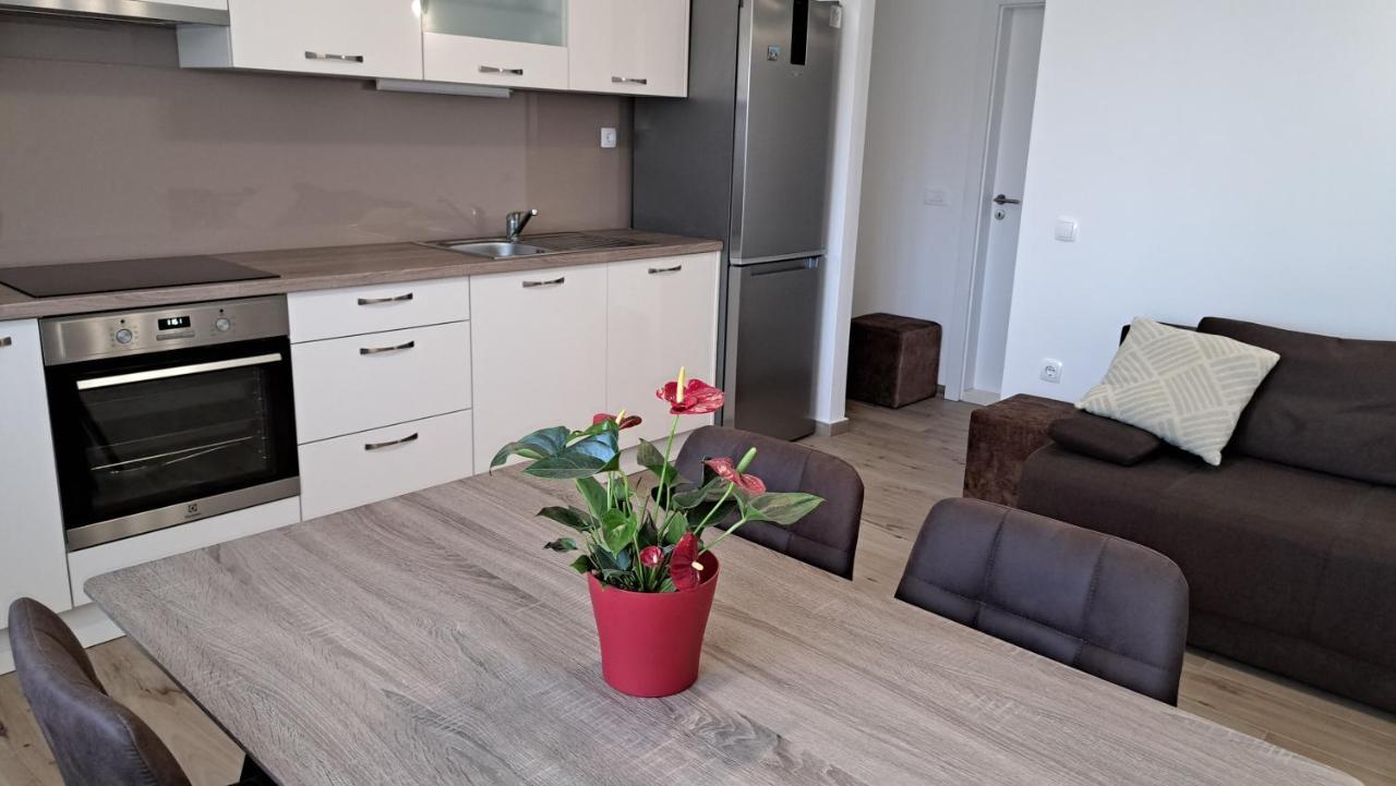 Kaštela Holiday Apartman מראה חיצוני תמונה