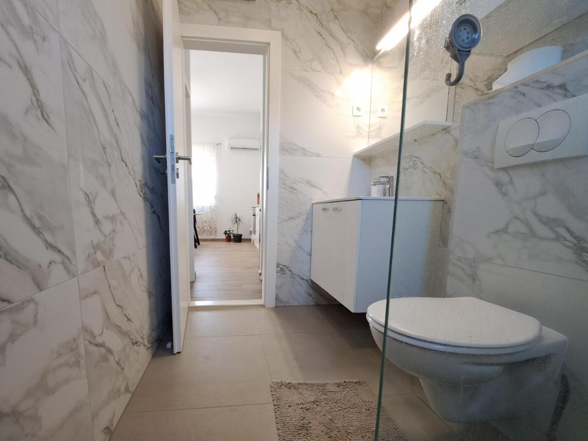 Kaštela Holiday Apartman מראה חיצוני תמונה