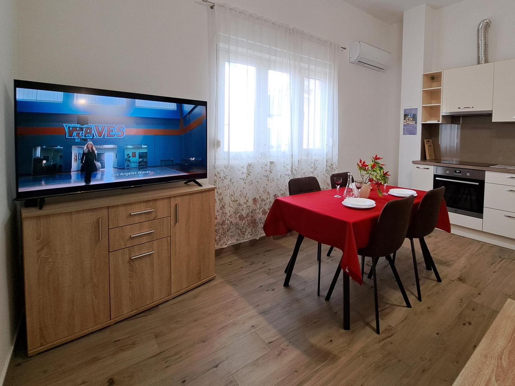 Kaštela Holiday Apartman מראה חיצוני תמונה
